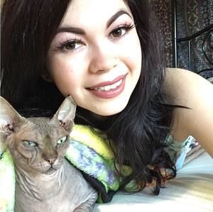 Meet your Posher, Melody